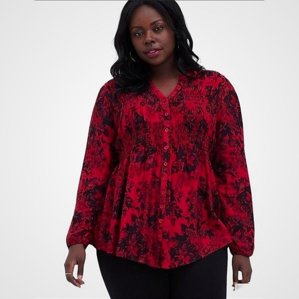 Torrid Tunic Top Womens Smocked Floral Button Down Red Black 2X NEW